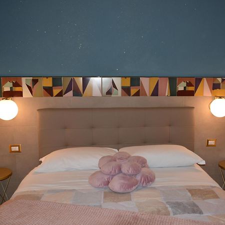 Lovely & Chic Rooms Nei Sassi 马泰拉 外观 照片