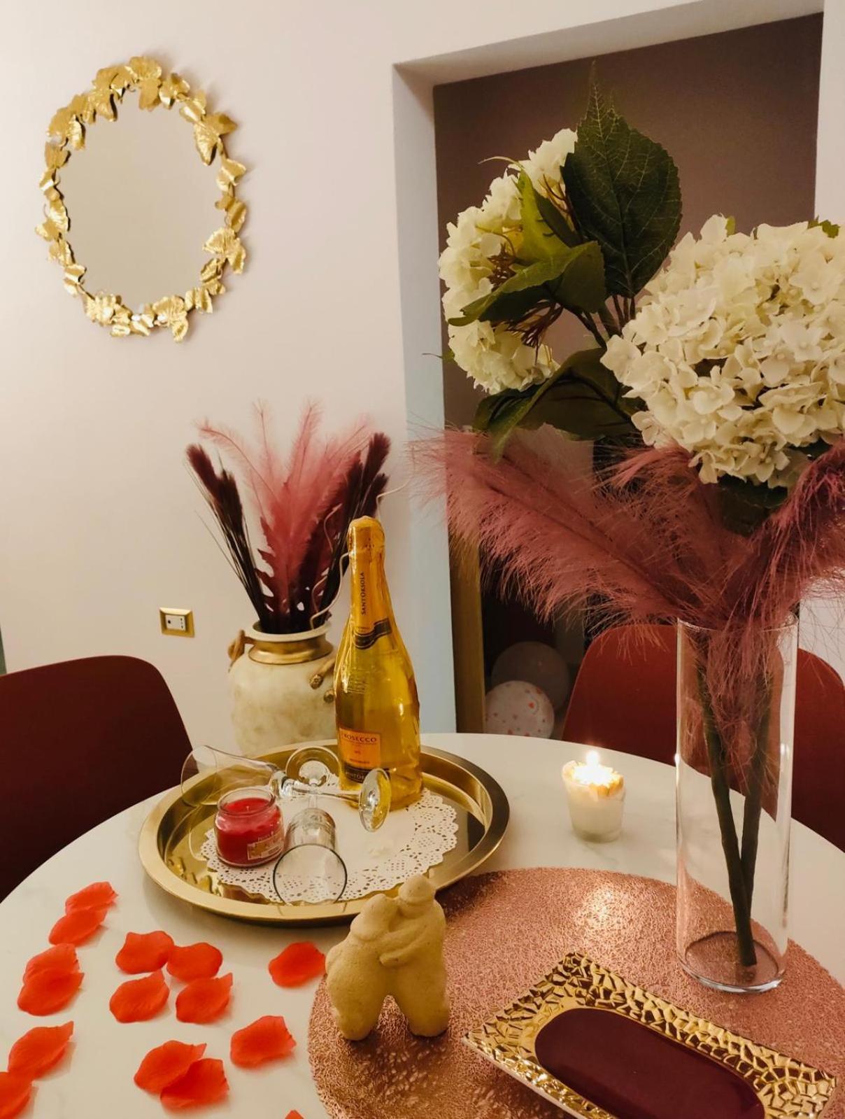Lovely & Chic Rooms Nei Sassi 马泰拉 外观 照片